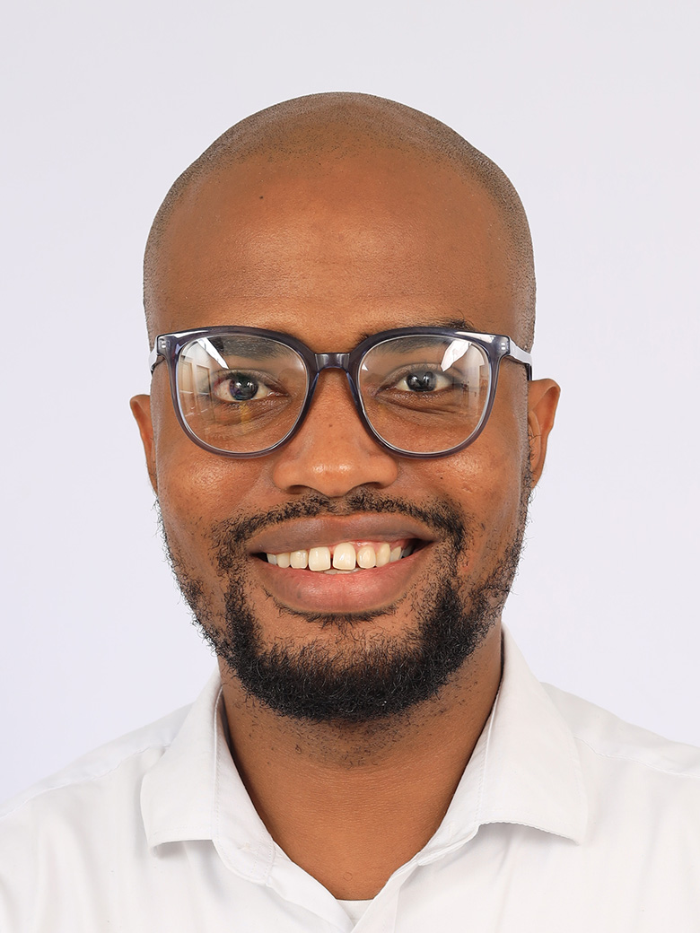Mr Makungu Mabunda